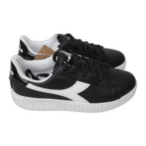 ZAPATILLA DIADORA